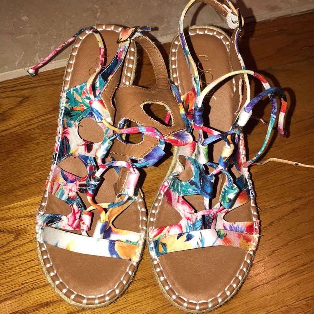 Colorful wedge heels